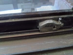 掃き出し網戸用戸車